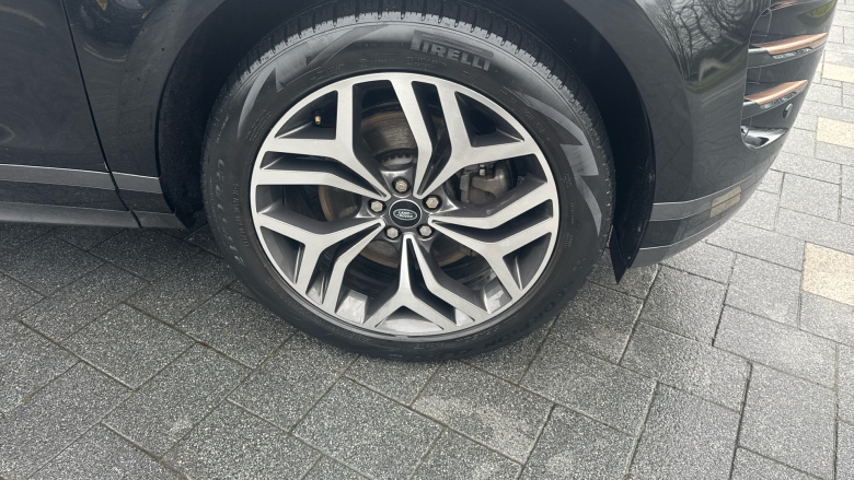 Land Rover Range Rover Evoque 2.0 D200 R-Dynamic HSE 5dr Auto Diesel Hatchback